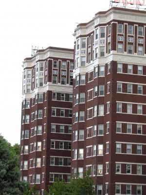 Apartments_3659694_s.jpg